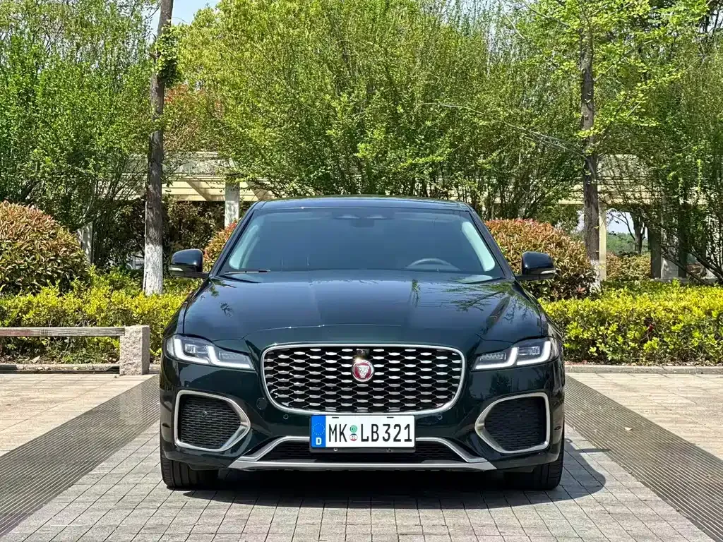 Jaguar XFL — фото 6