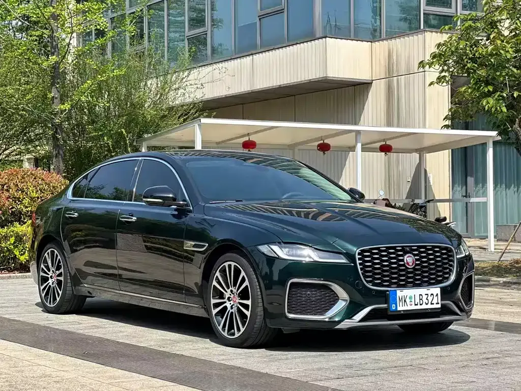 Jaguar XFL — фото 10