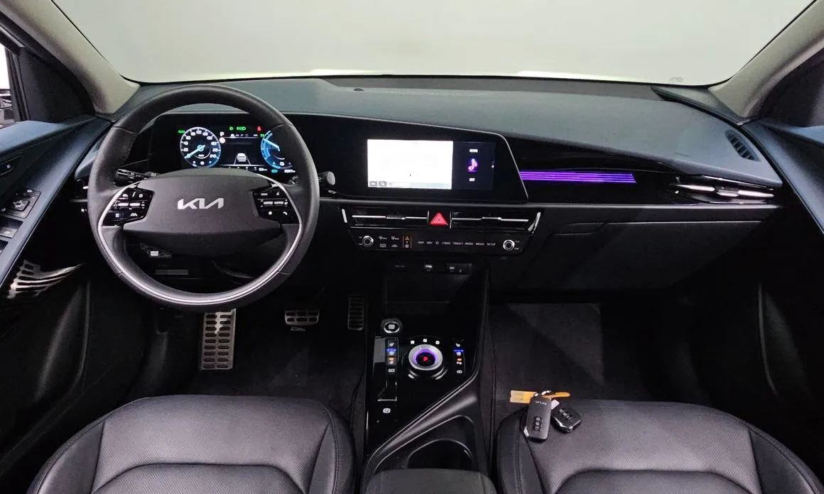 Kia Niro — фото 9