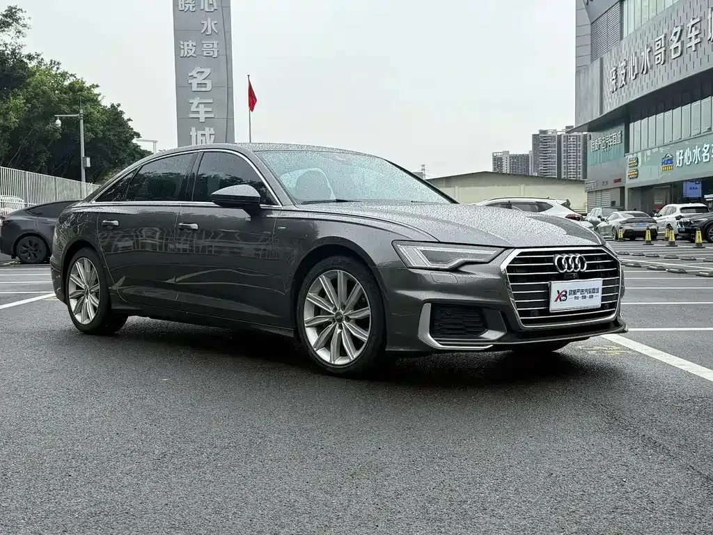 Audi A6L — фото 10