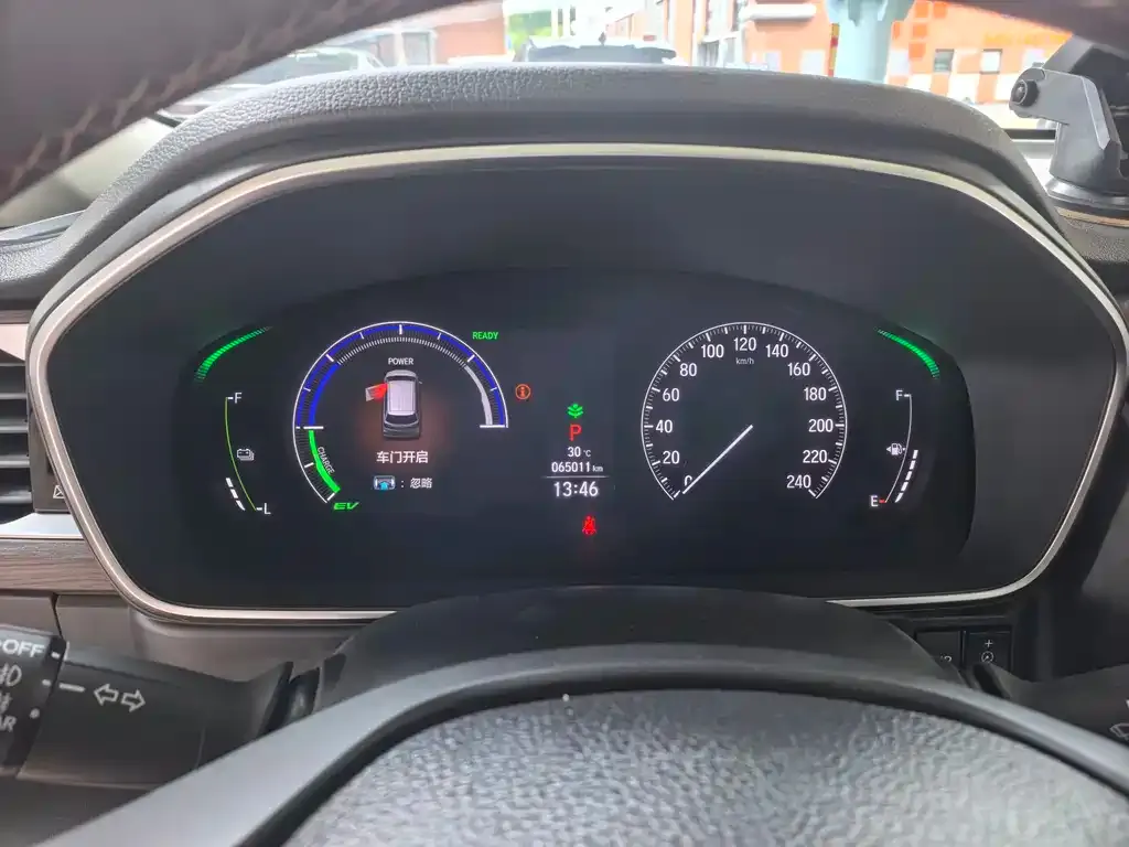 Honda Odyssey — фото 10