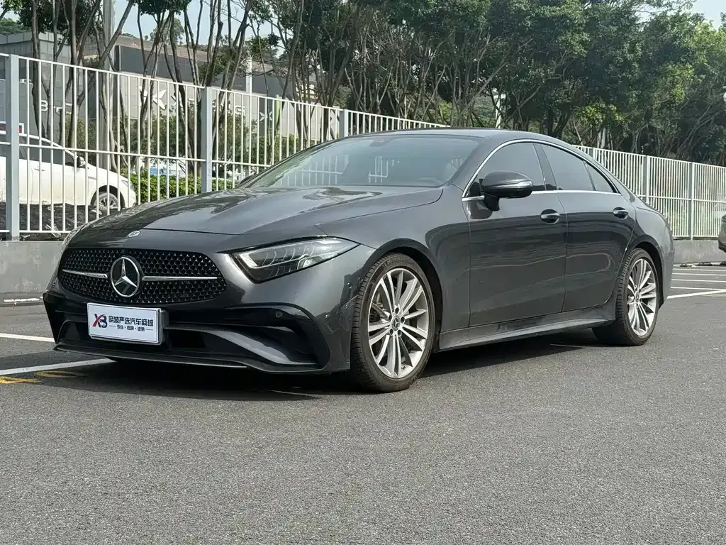 Mercedes-Benz CLS — фото 1