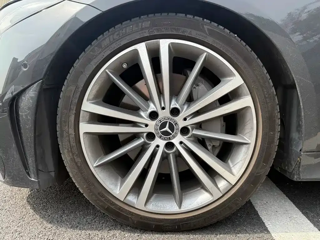 Mercedes-Benz CLS — фото 4