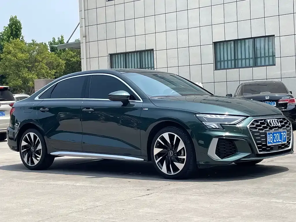 Audi A3 — фото 8