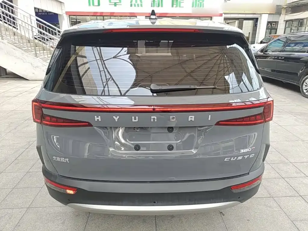 Hyundai Custo — фото 4