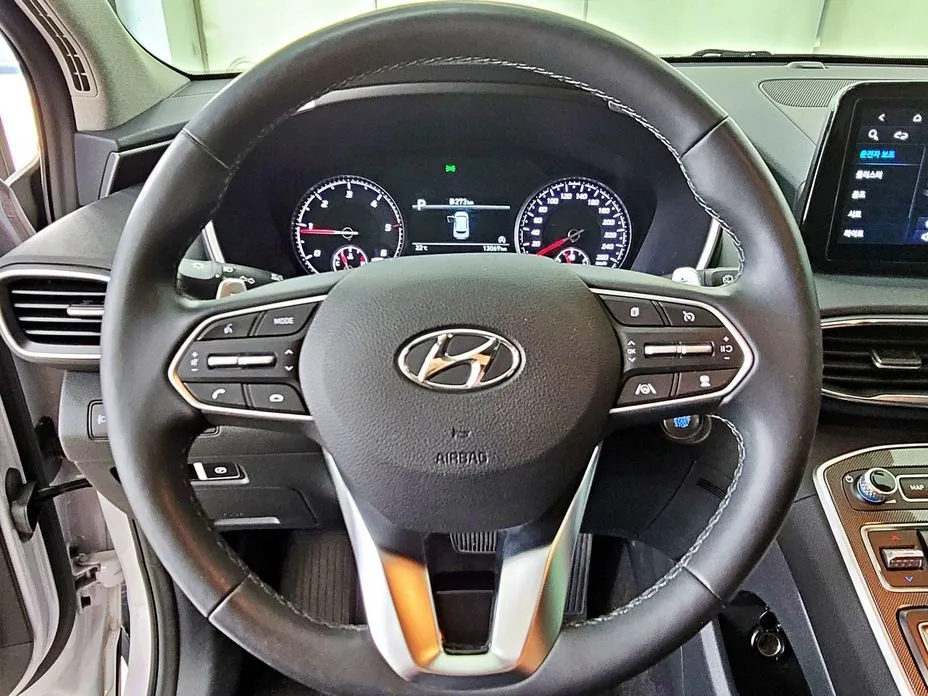Hyundai Santafe — фото 8