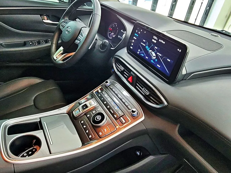 Hyundai Santafe — фото 3
