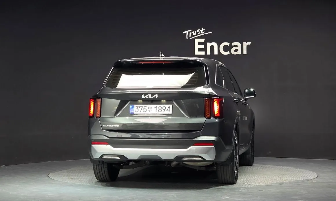 Kia Sorento — фото 4
