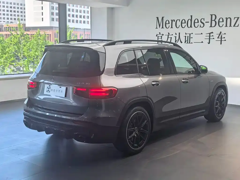 Mercedes-Benz GLB AMG — фото 10