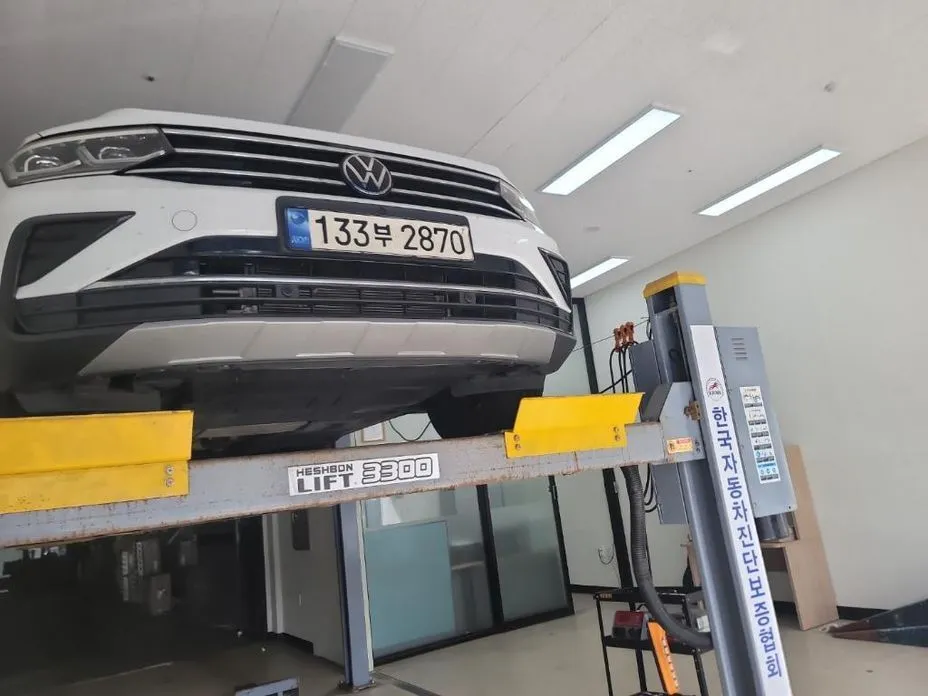 Volkswagen Tiguan — фото 1