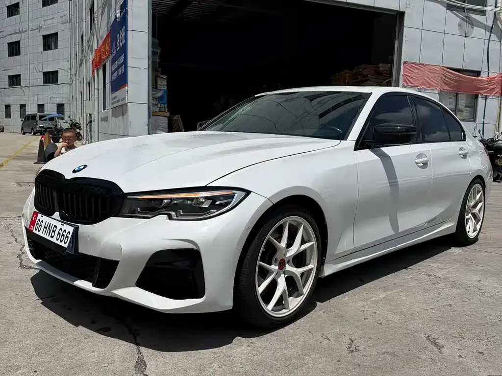 BMW 3 Series — фото 1
