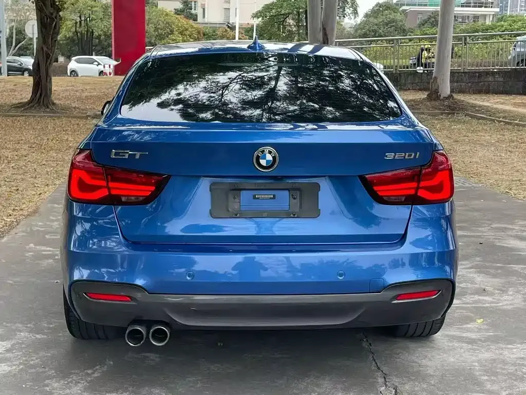 BMW 3 Series GT — фото 2