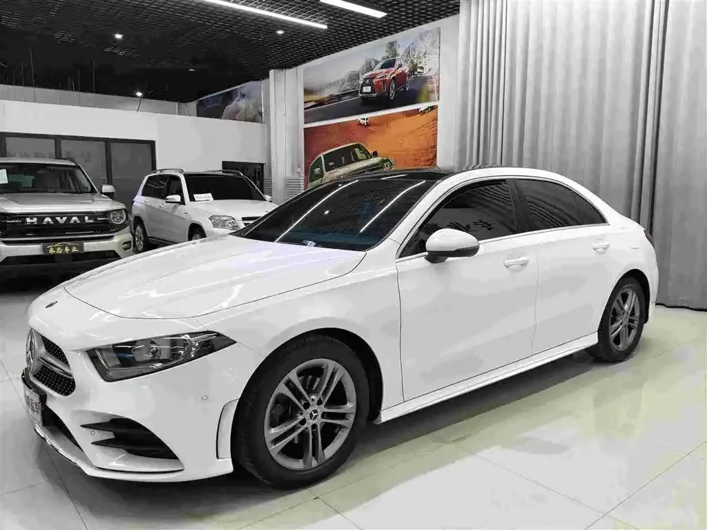 Mercedes-Benz A-Class — фото 1