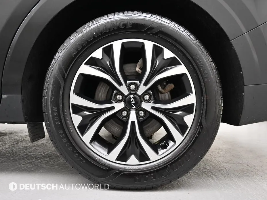 Kia Carnival 2023 из KR, фото 10