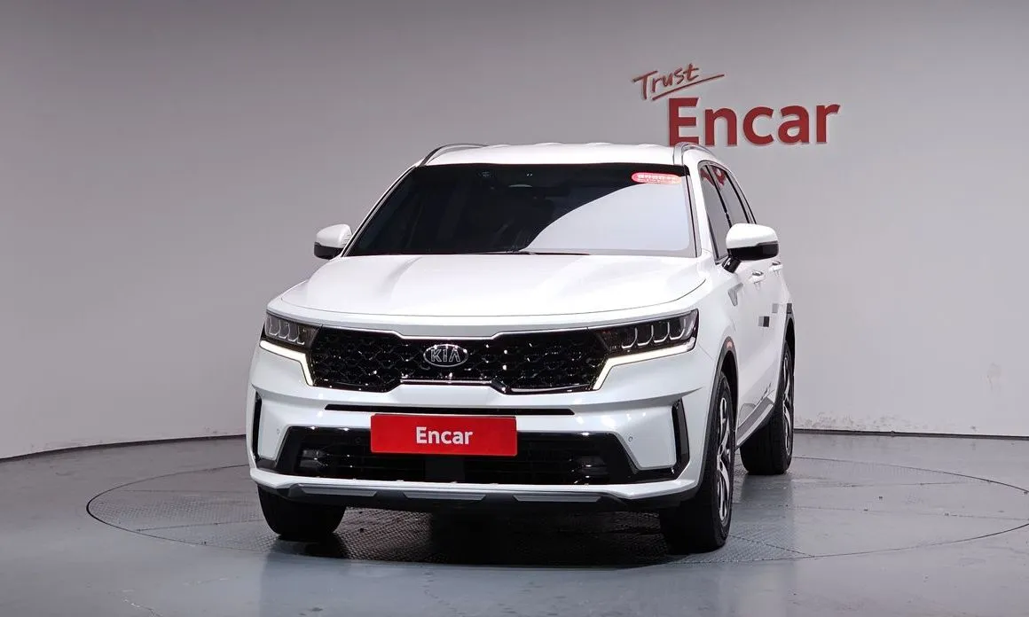 Kia Sorento — фото 7