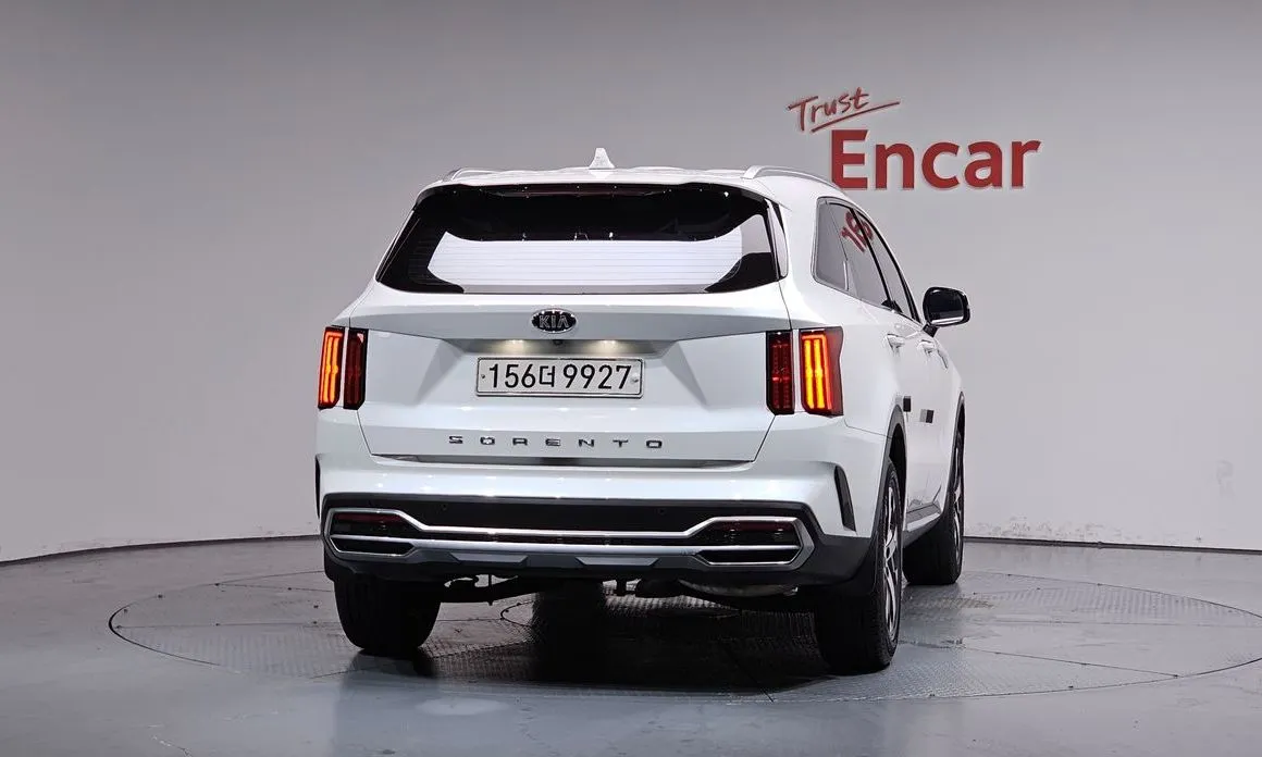 Kia Sorento — фото 3