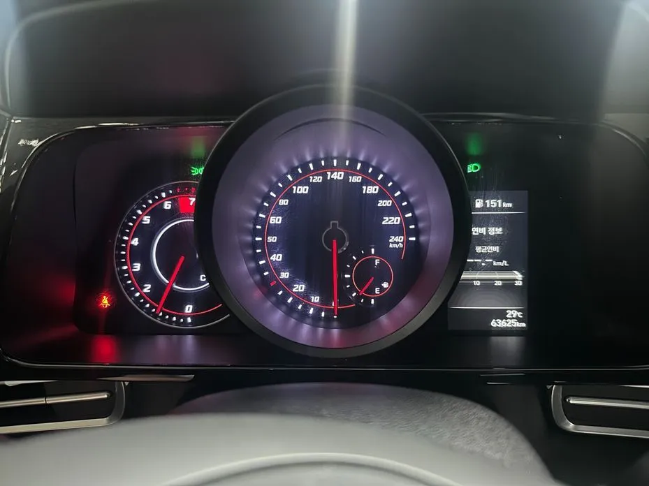 Hyundai AVANTE 2021 из KR, фото 2