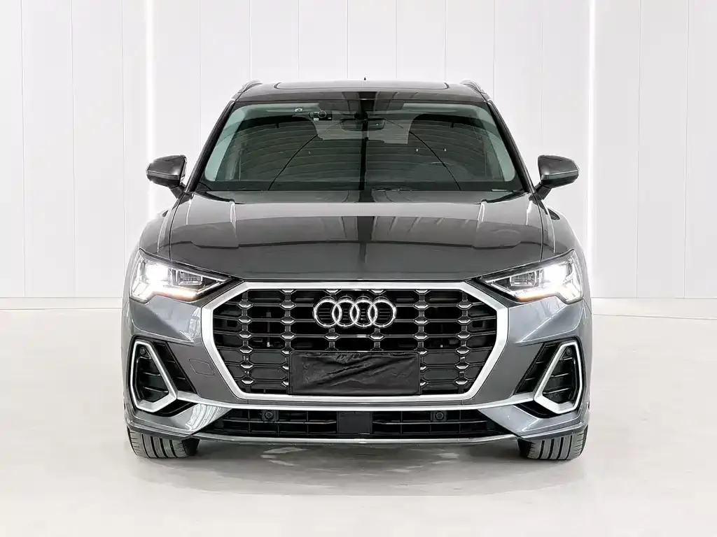 Audi Q3 — фото 4