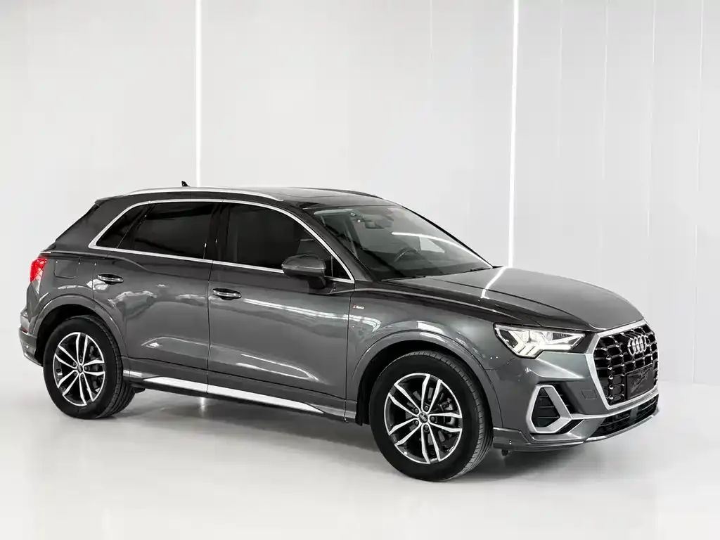 Audi Q3 — фото 6