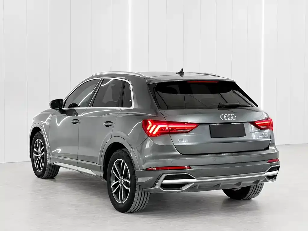 Audi Q3 — фото 5