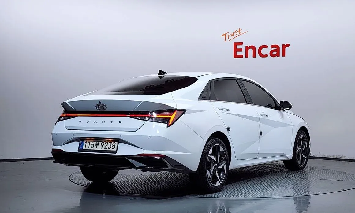 Hyundai AVANTE — фото 5