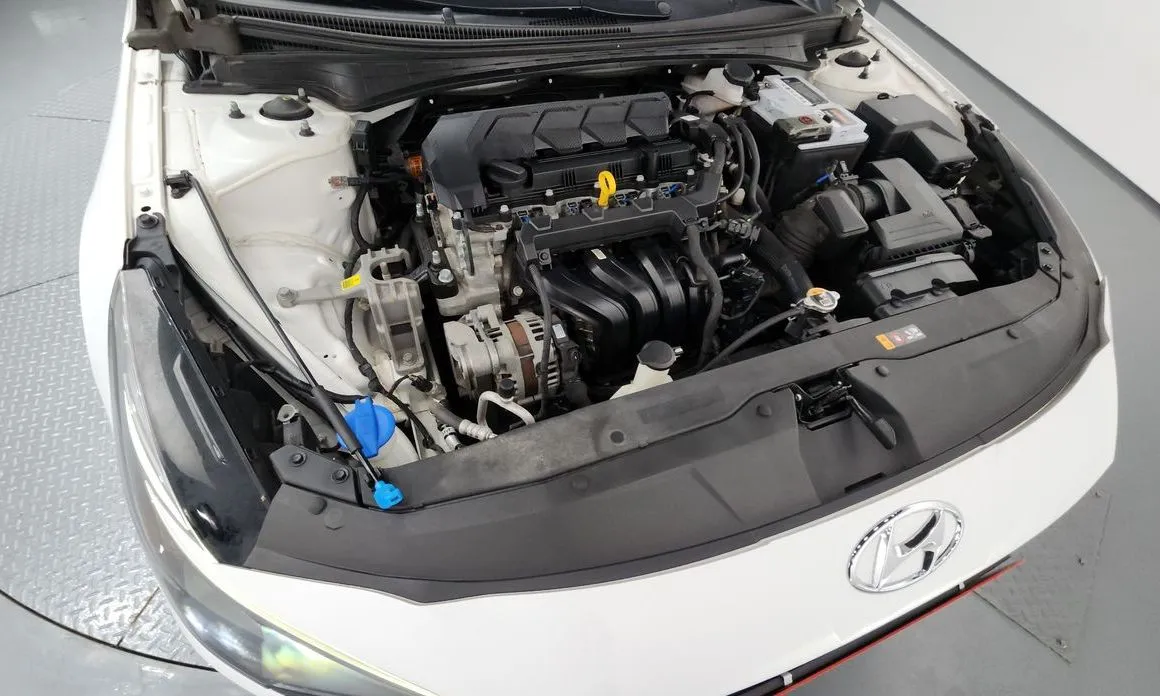 Hyundai AVANTE — фото 7