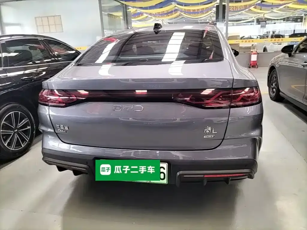 BYD Qin L — фото 8