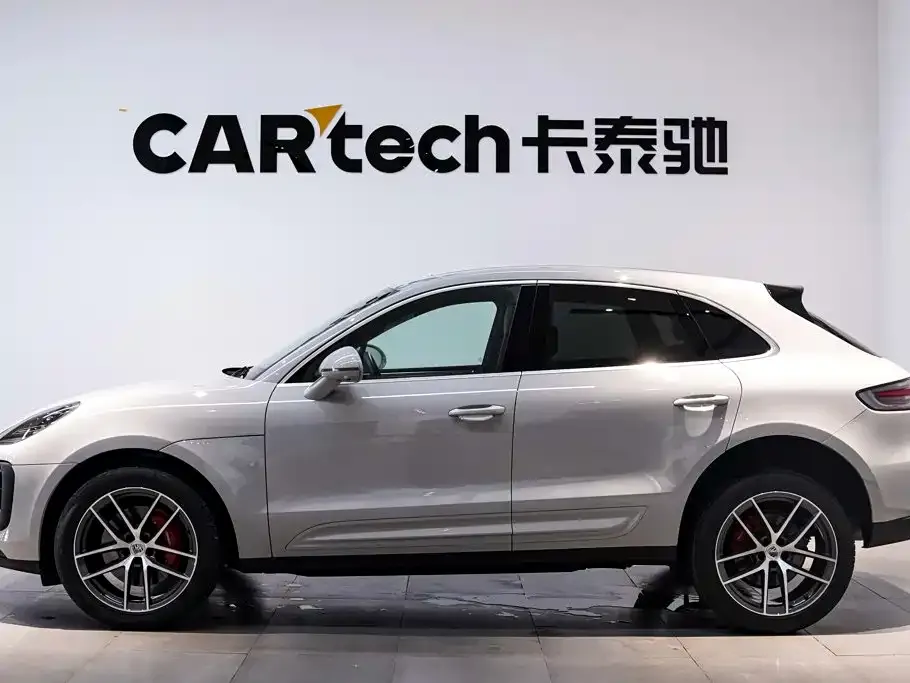 Porsche Macan — фото 9