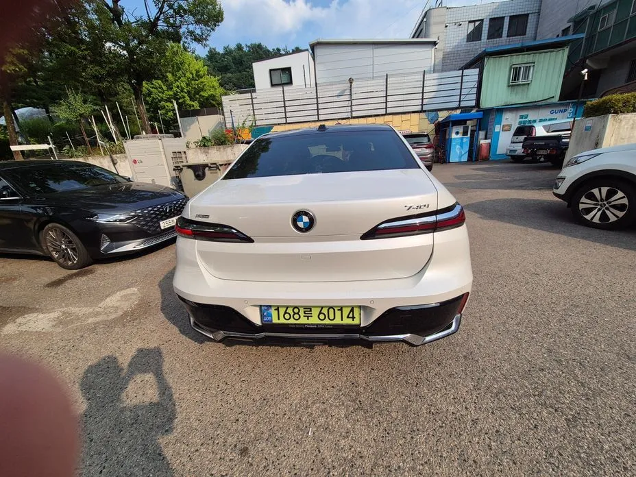 BMW 7-Series 2024 из KR, фото 5