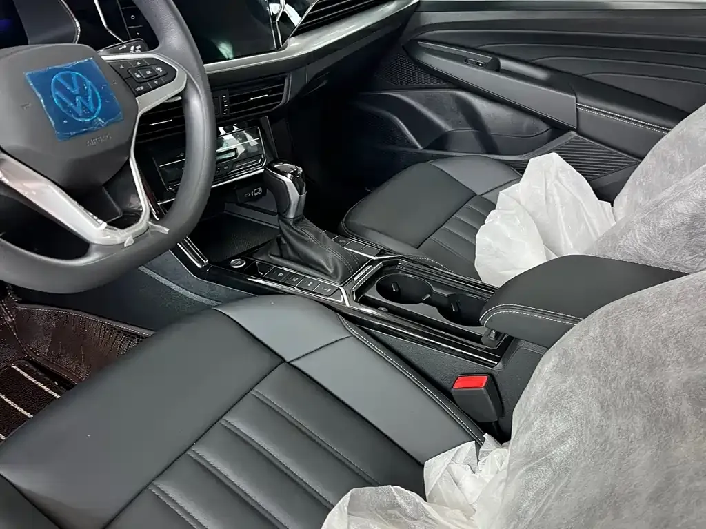 Volkswagen 帕萨特插电混动 — фото 6