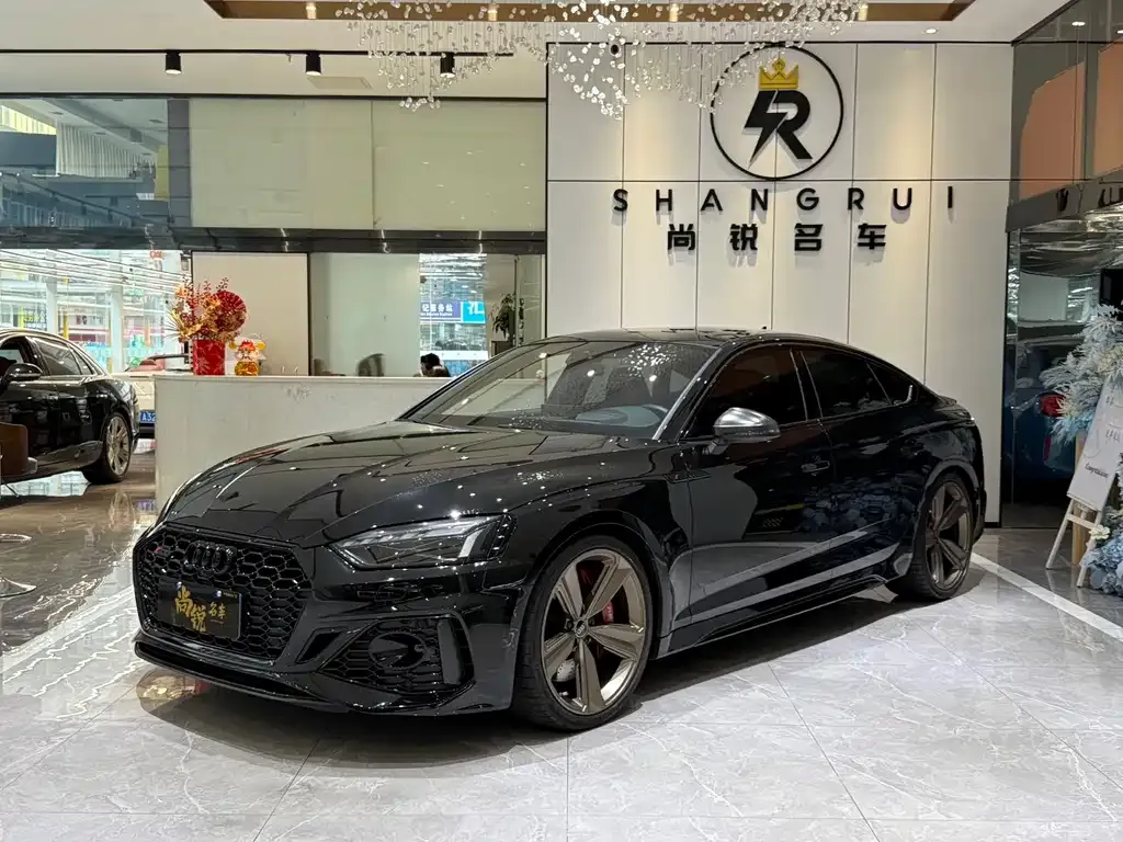 Audi RS 5 — фото 1