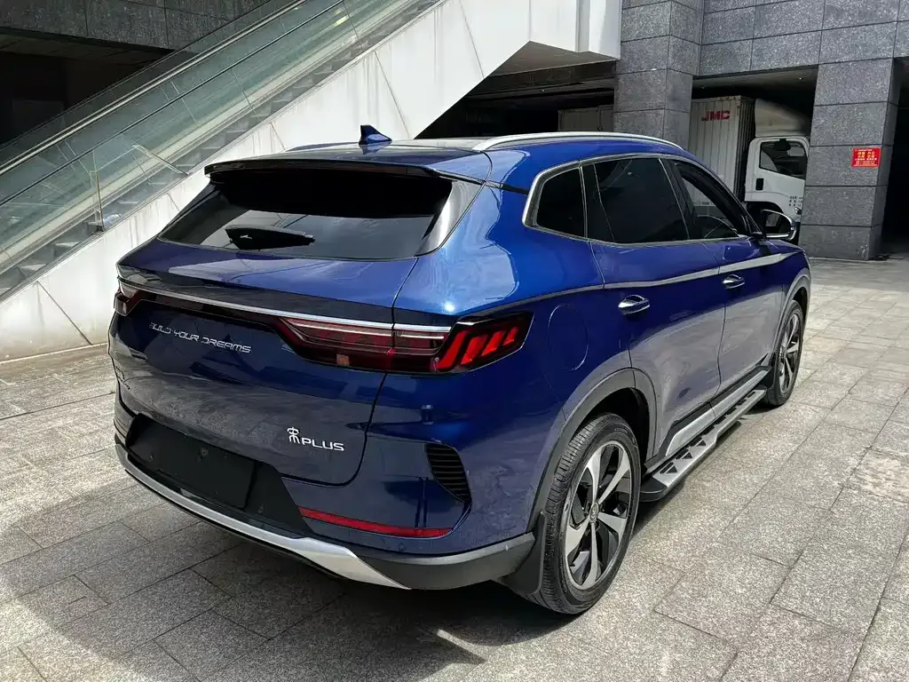 BYD PLUS New Energy — фото 6