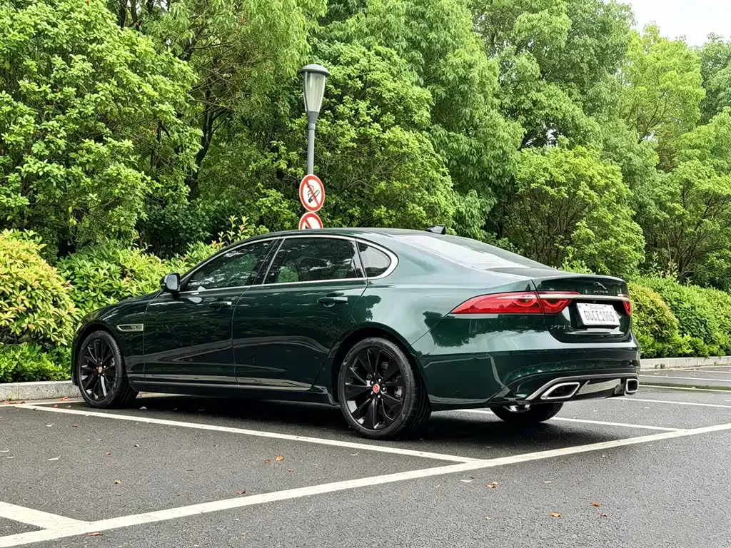 Jaguar XFL — фото 7