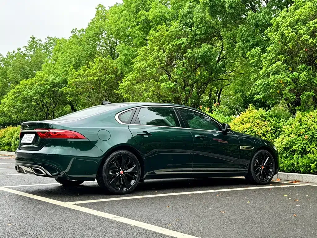 Jaguar XFL — фото 6