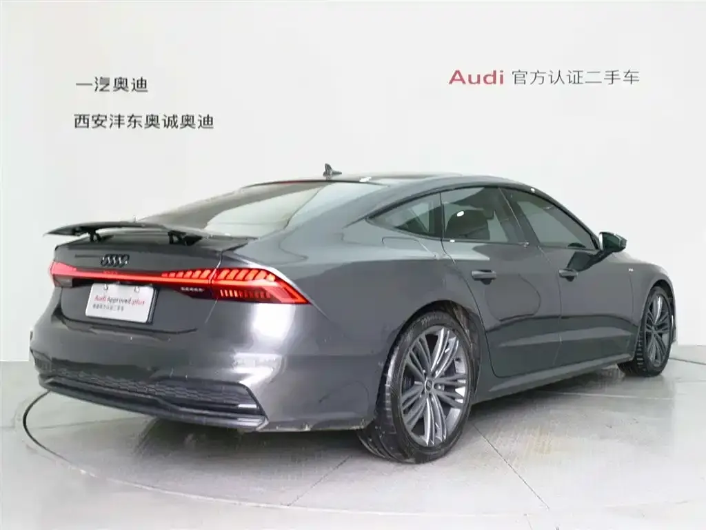 Audi A7 — фото 2