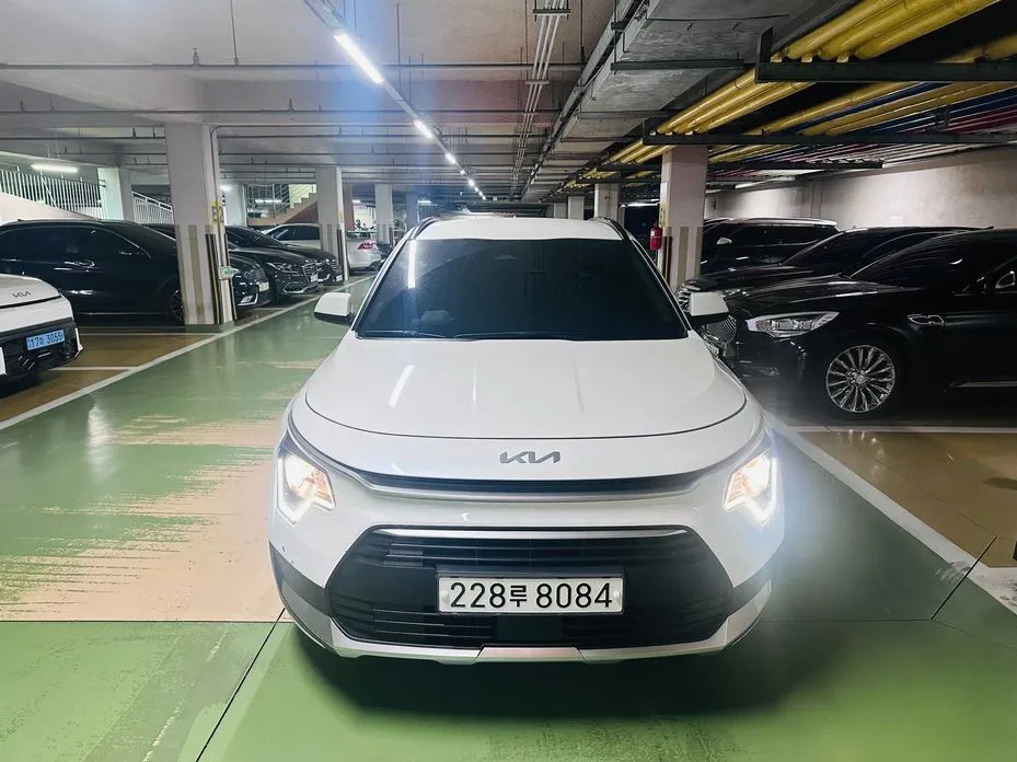 Kia Niro — фото 1