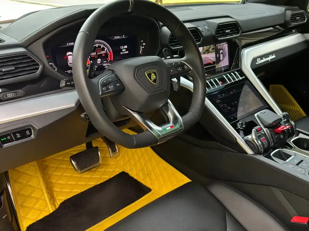 Lamborghini Urus — фото 2