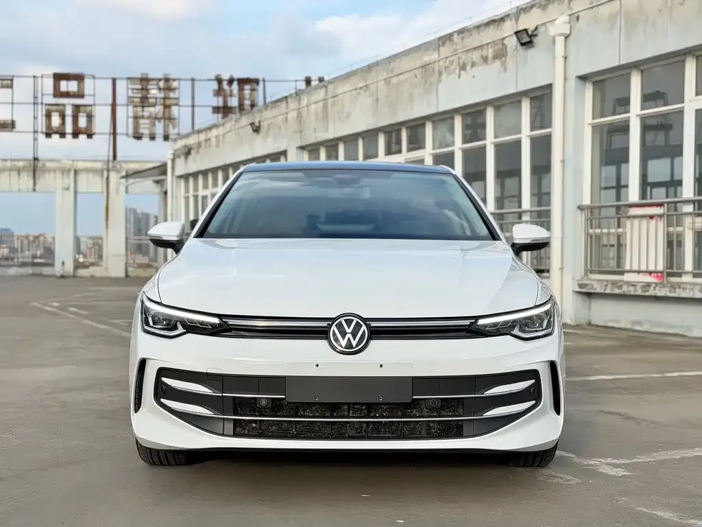 Volkswagen Golf — фото 3