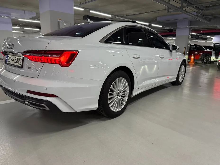 Audi A6 — фото 5