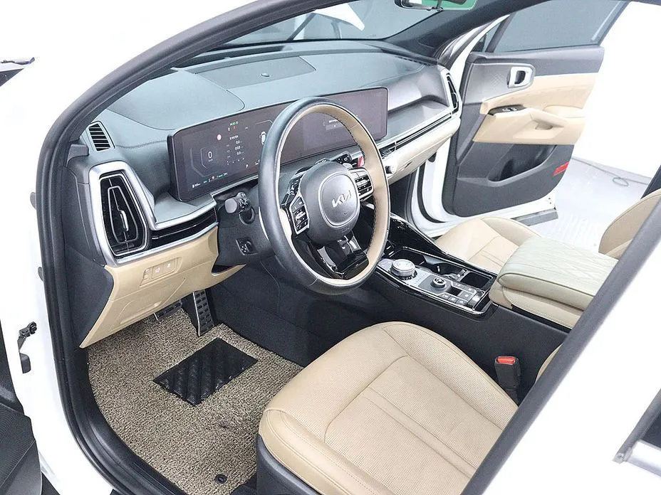 Kia Sorento — фото 4
