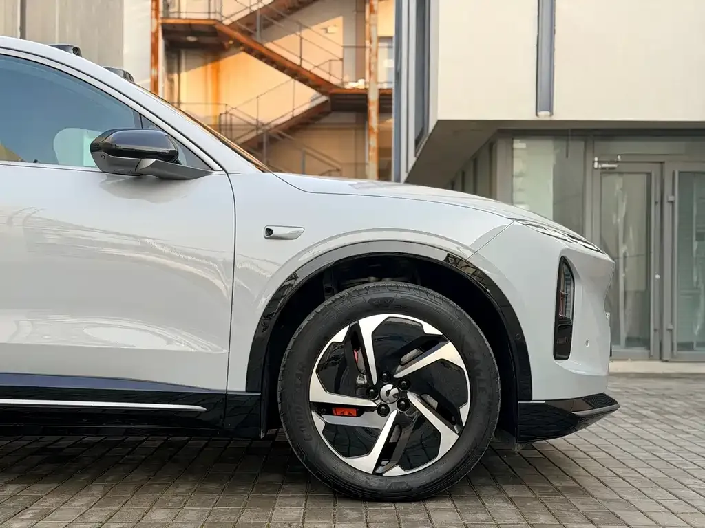 NIO EC6 — фото 6