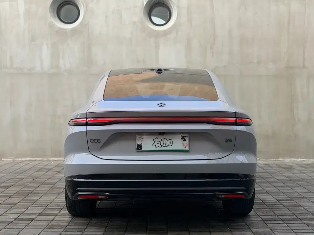 NIO EC6 — фото 7