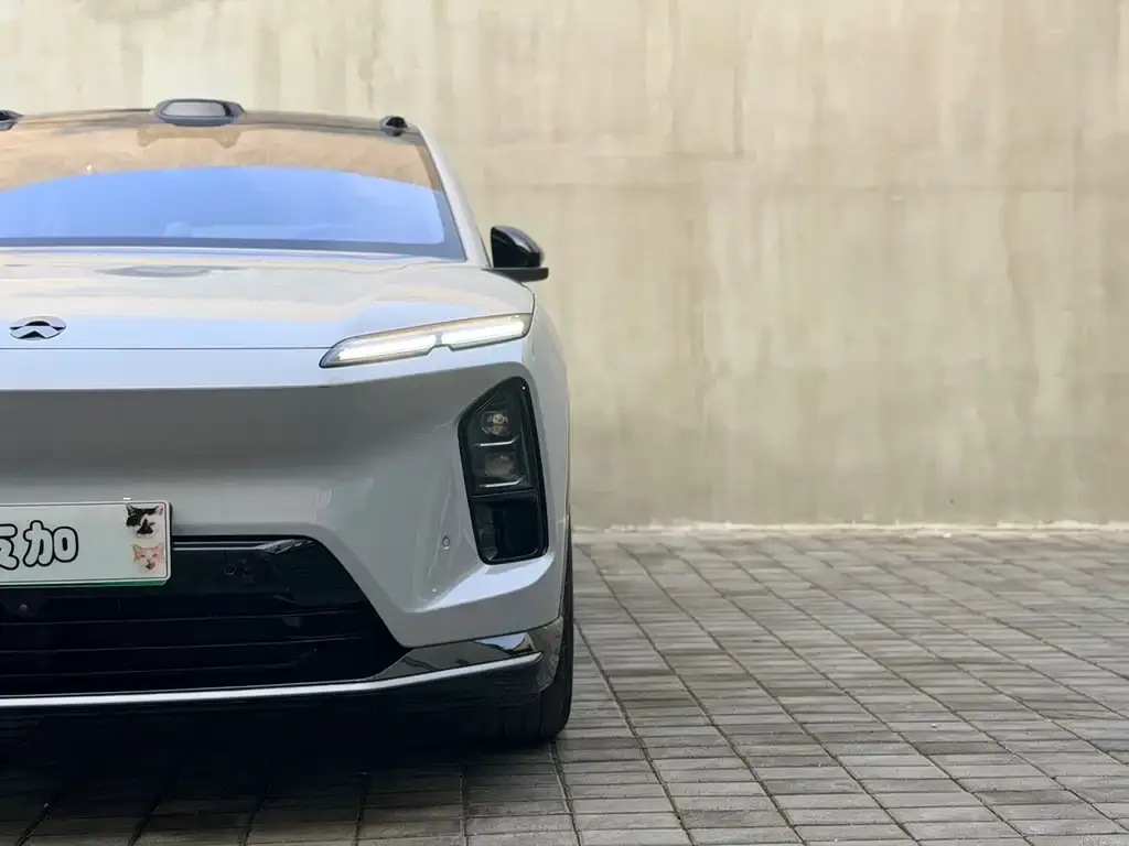NIO EC6 — фото 9