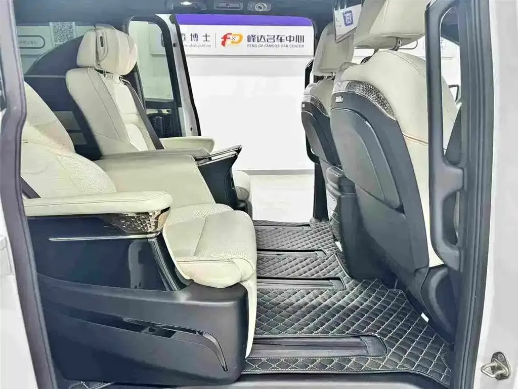 GAC Motor Trumpchi M8 — фото 7