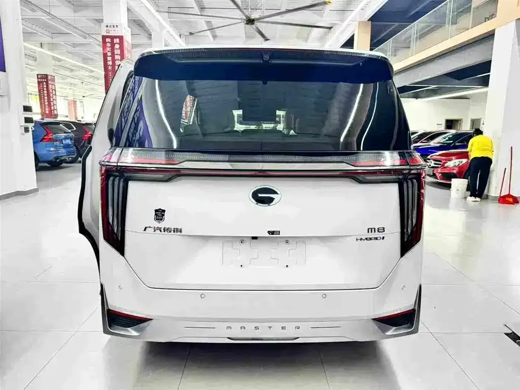 GAC Motor Trumpchi M8 — фото 5