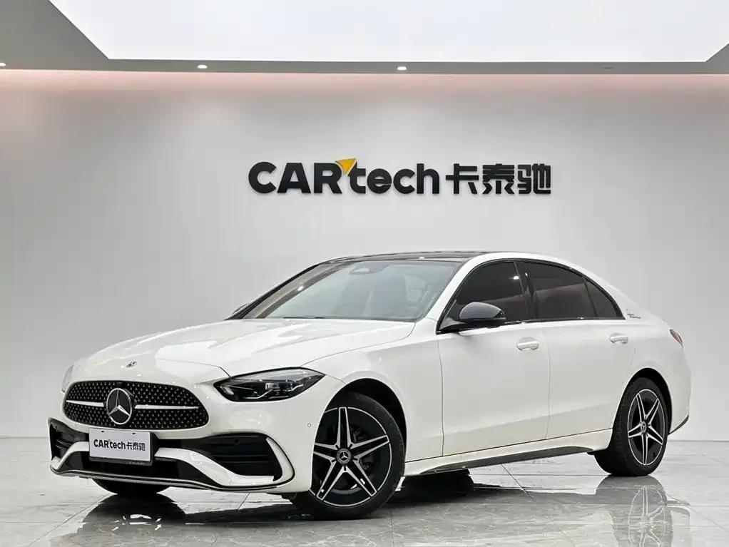 Mercedes-Benz C-Class — фото 1