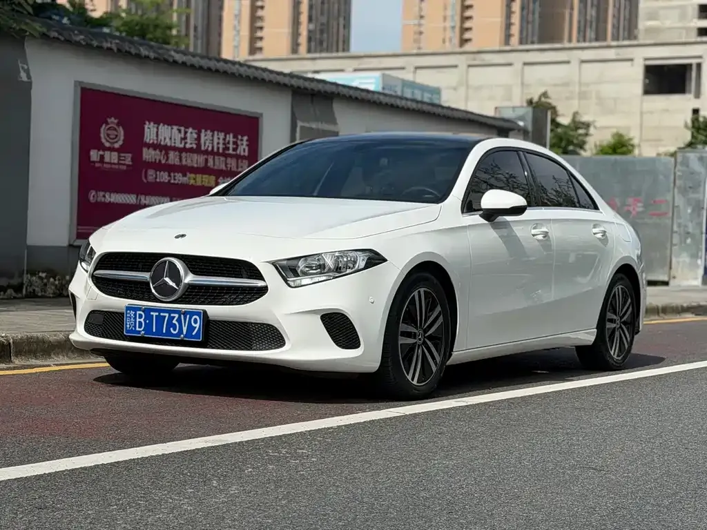 Mercedes-Benz A-Class — фото 1