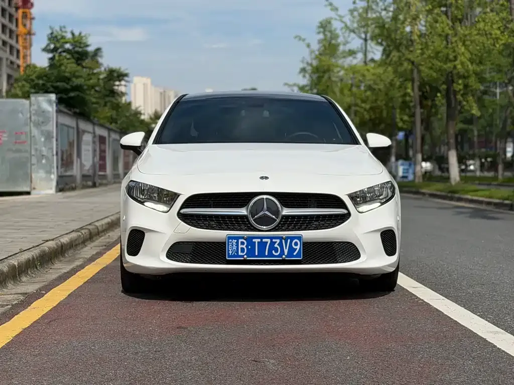 Mercedes-Benz A-Class — фото 9