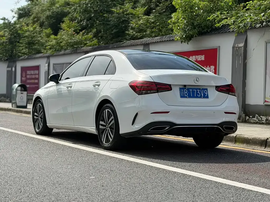 Mercedes-Benz A-Class — фото 10