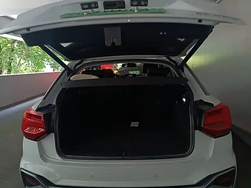 Audi Q2L e-tron 2022 из CN, фото 10